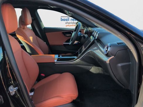 Used 2025 Mercedes-Benz C 300 4MATIC Sedan image 21