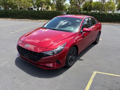 Used 2022 Hyundai Elantra SEL w/ Convenience Package