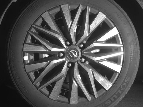 Used 2025 Nissan Altima 2.5 SV image 12