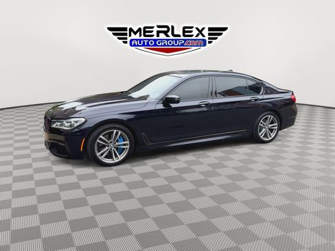 Used 2018 BMW 750i xDrive AWD/4WD image 4