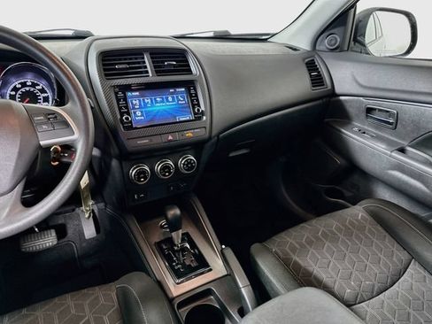 Used 2024 Mitsubishi Outlander Sport ES AWD/4WD image 23