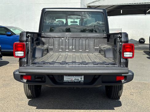 New 2026 Jeep Gladiator Sport image 6