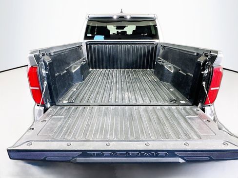 Used 2025 Toyota Tacoma TRD Sport RWD image 27