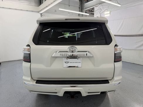 Used 2023 Toyota 4Runner Limited AWD/4WD image 4