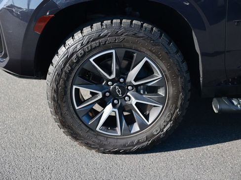 Used 2022 Chevrolet Tahoe Z71 image 11