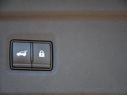 Used 2023 INFINITI QX50 Sport AWD/4WD image 24
