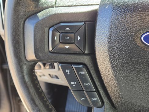 Used 2018 Ford F150 XLT w/ Equipment Group 302A Luxury AWD/4WD image 18
