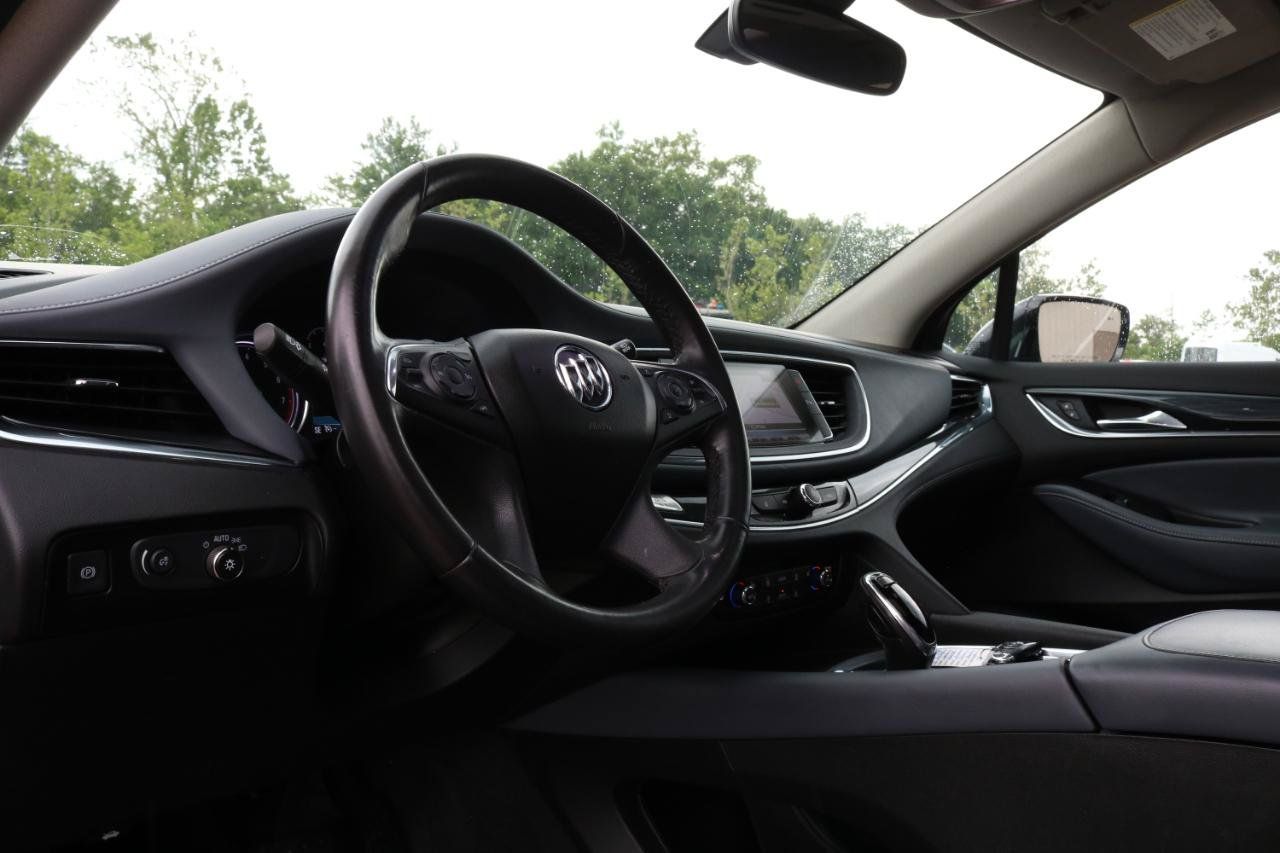 Used 2019 Buick Enclave Essence AWD/4WD image 23