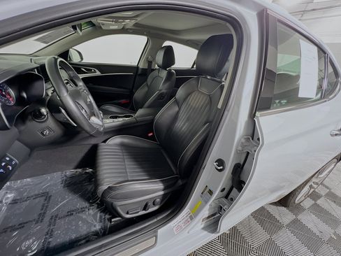 Used 2020 Genesis G70 2.0T w/ Elite Package image 15