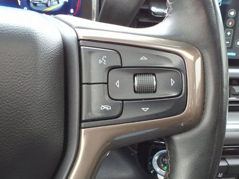 Used 2024 Chevrolet Silverado 2500 High Country w/ Technology Package AWD/4WD image 21