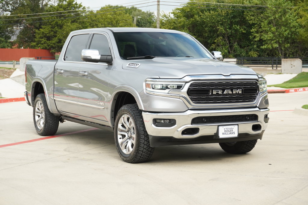 Used 2024 RAM 1500 Limited AWD/4WD image 7