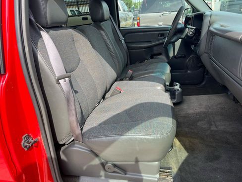 Used 2003 Chevrolet Silverado 1500 2WD Regular Cab w/ Exterior Appearance Pkg image 53