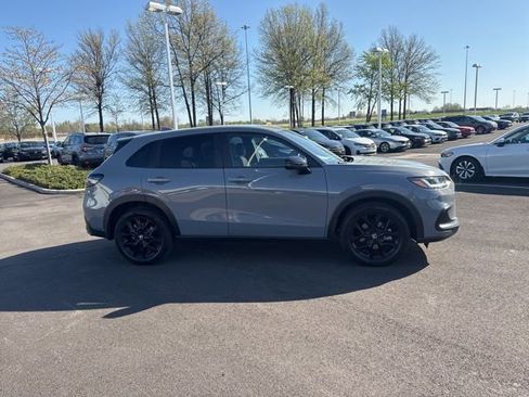 Used 2024 Honda HR-V Sport image 8