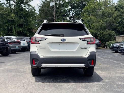 Used 2020 Subaru Outback Touring XT AWD/4WD image 5