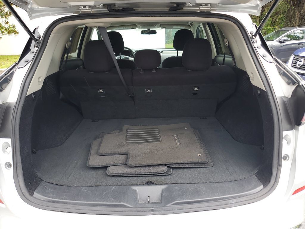 Used 2017 Nissan Murano SV FWD image 10