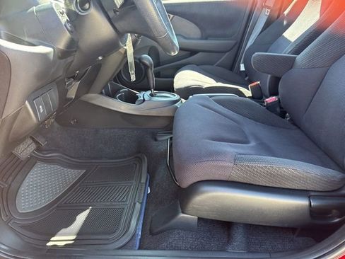 Used 2013 Honda Fit Sport image 21