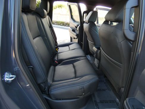 Used 2025 Toyota Tacoma SR5 image 36