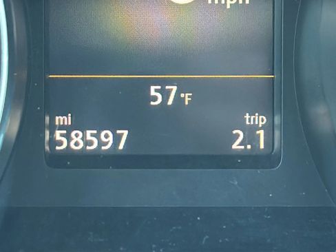 Used 2017 Volkswagen Passat 1.8T SE image 39