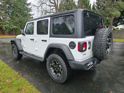Used 2020 Jeep Wrangler Unlimited Sport S image 4