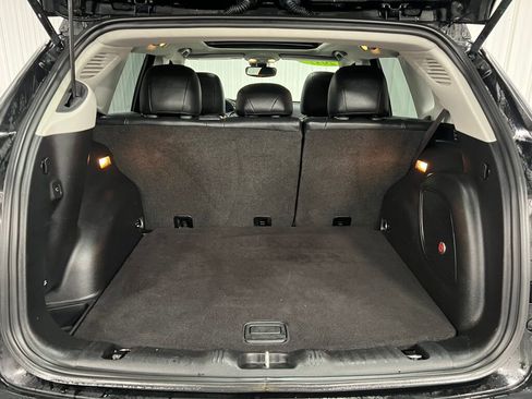 Used 2017 Jeep Compass Latitude w/ Safety & Security Group image 7