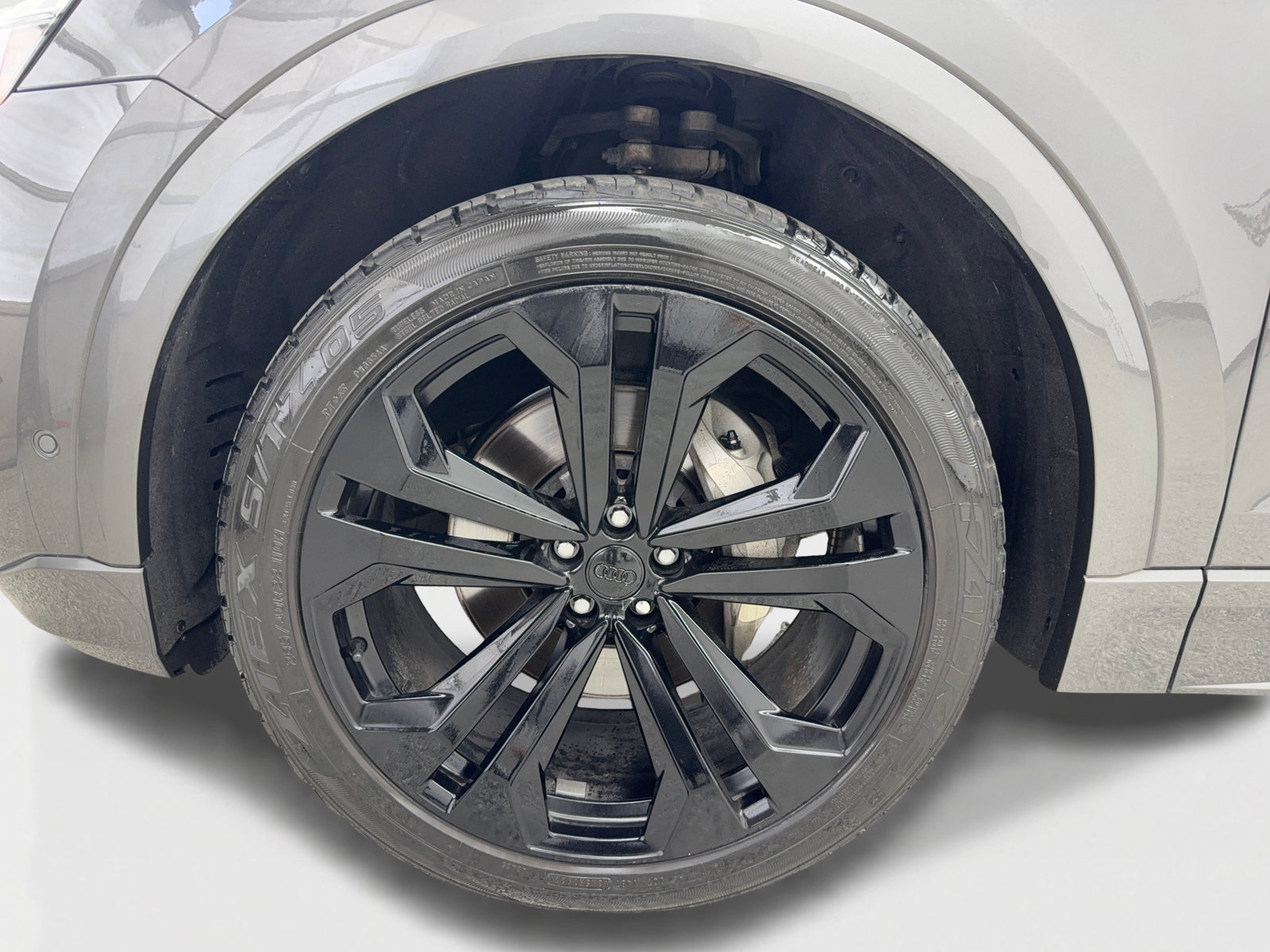 Used 2019 Audi Q8 Prestige AWD/4WD image 52