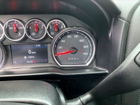 Used 2020 Chevrolet Silverado 1500 LT RWD image 22