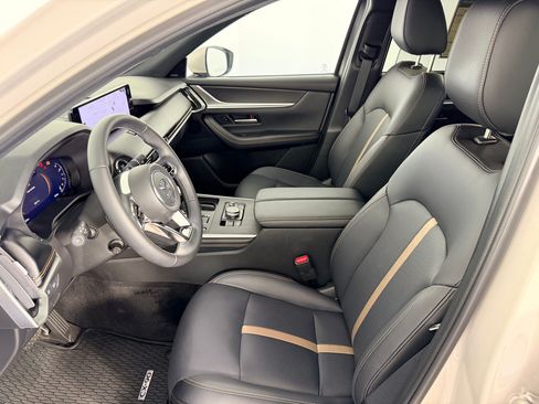 Used 2026 MAZDA CX-90 3.3 Turbo S w/ Premium Plus AWD/4WD image 5