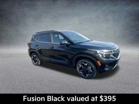 New 2026 Kia Seltos EX image 2