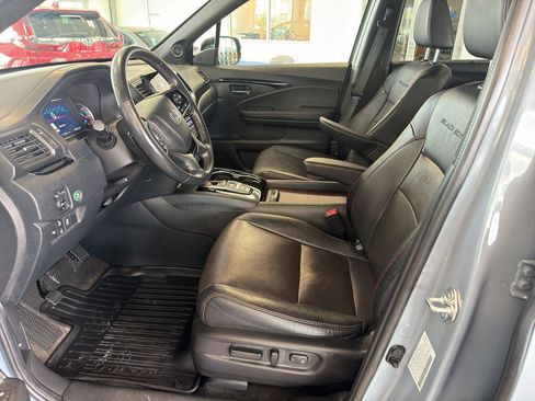Used 2022 Honda Pilot Black Edition image 10