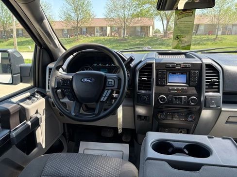 Used 2018 Ford F150 XLT AWD/4WD image 26