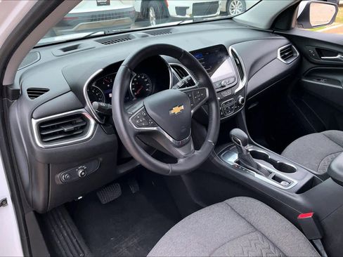 Used 2022 Chevrolet Equinox LT FWD image 16