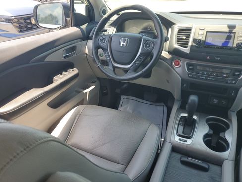 Used 2019 Honda Ridgeline RTL image 18