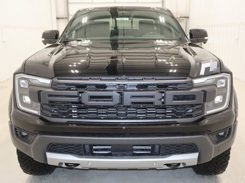 New 2025 Ford Ranger Raptor image 3
