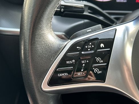 Certified 2025 Mercedes-Benz C 300 Sedan image 29