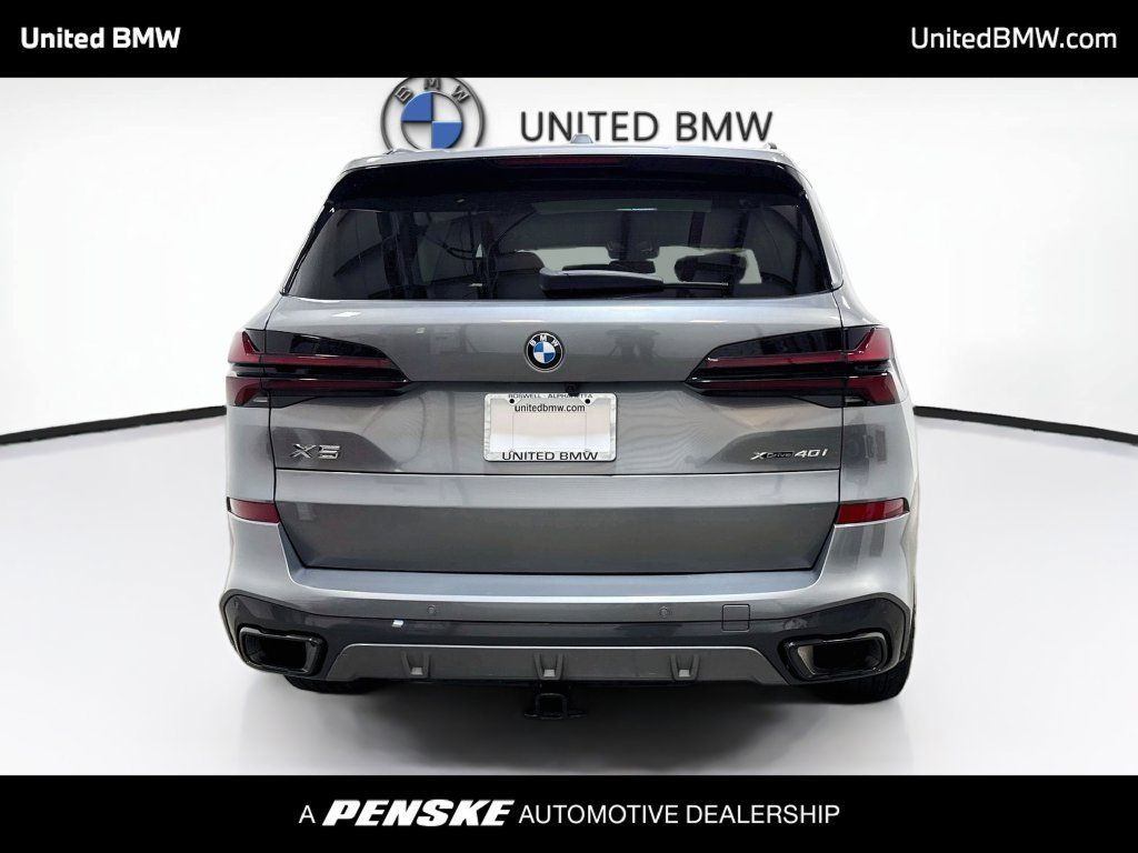 Used 2025 BMW X5 xDrive40i w/ M Sport Package AWD/4WD image 6