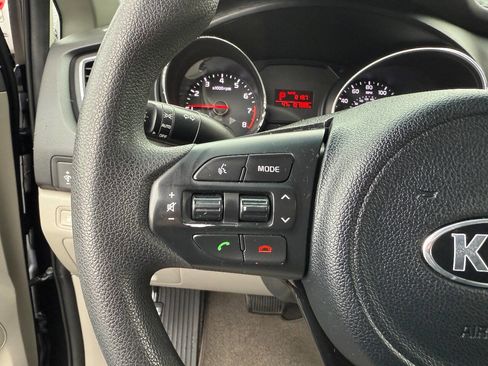 Used 2016 Kia Sedona LX w/ Option Group 020 image 31
