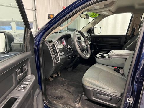Used 2014 RAM 1500 Express AWD/4WD image 7