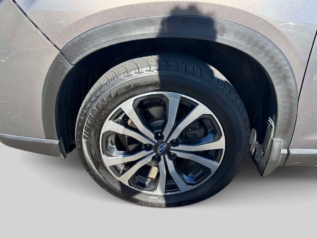 Used 2019 Subaru Forester Limited AWD/4WD image 6