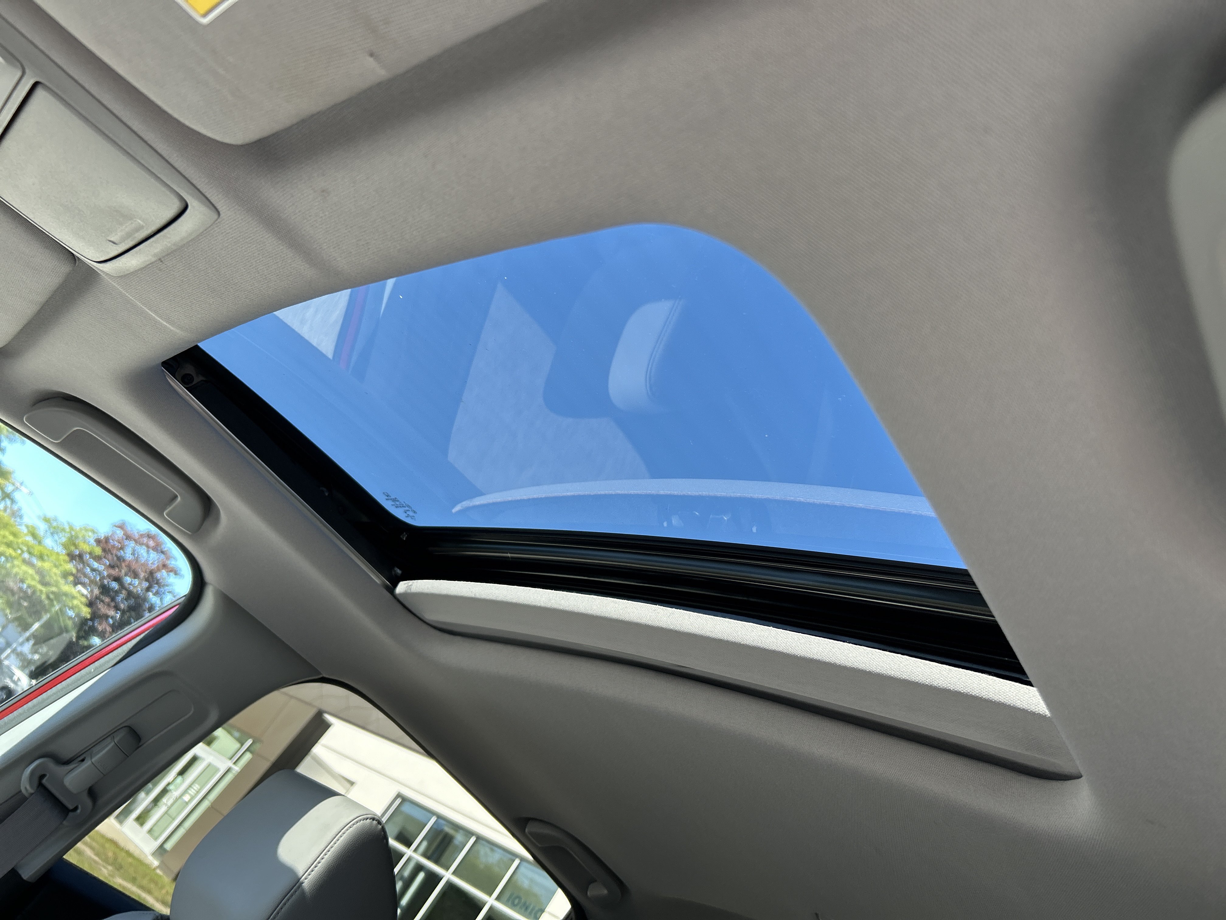 Used 2022 Honda CR-V EX-L image 27