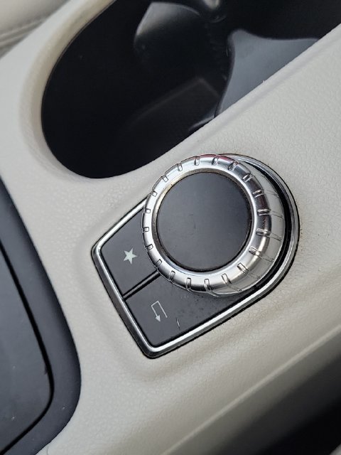 Used 2015 Mercedes-Benz CLA 250 image 28