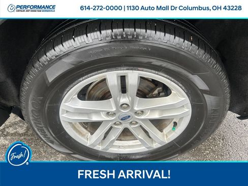 Used 2023 Ford Explorer XLT AWD/4WD image 11