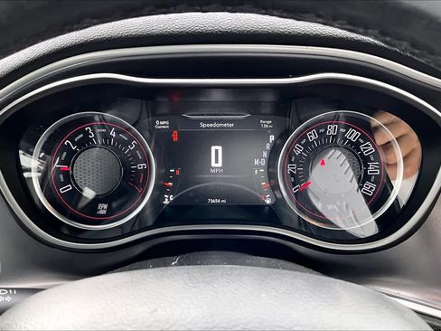 Used 2019 Dodge Challenger SXT w/ Plus Package image 21