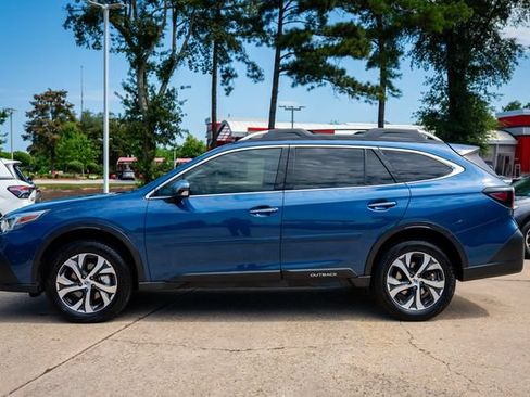Used 2021 Subaru Outback Touring AWD/4WD image 2