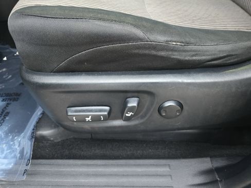 Used 2014 Toyota 4Runner SR5 image 29