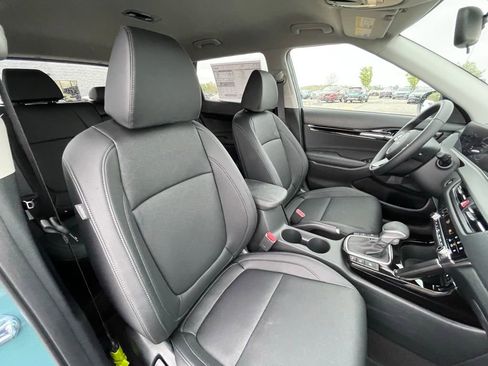 New 2026 Kia Seltos EX FWD image 30