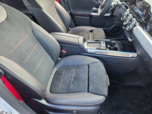 Certified 2025 Mercedes-Benz GLB 35 AMG 4MATIC image 19