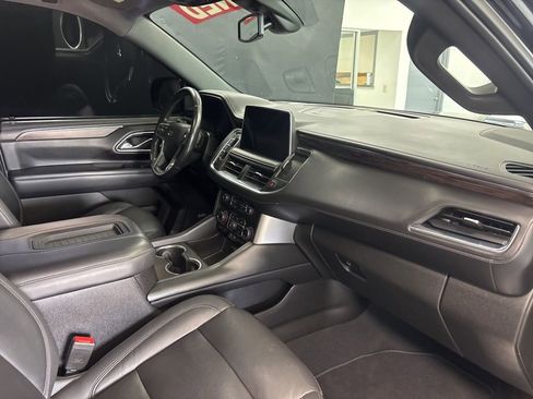 Used 2021 Chevrolet Suburban Z71 AWD/4WD image 13