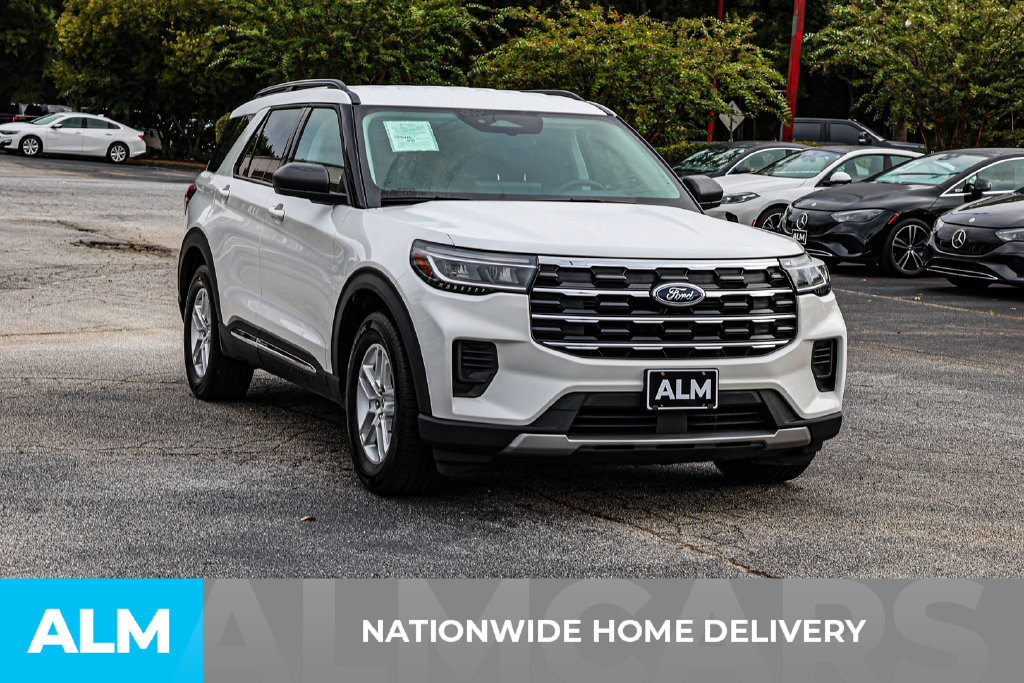 Used 2025 Ford Explorer Active RWD image 4
