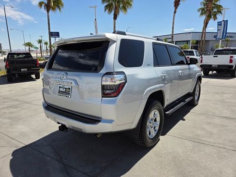 Used 2021 Toyota 4Runner SR5 Premium w/ Moonroof Package AWD/4WD image 6
