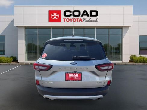 Used 2024 Ford Escape Active AWD/4WD image 4